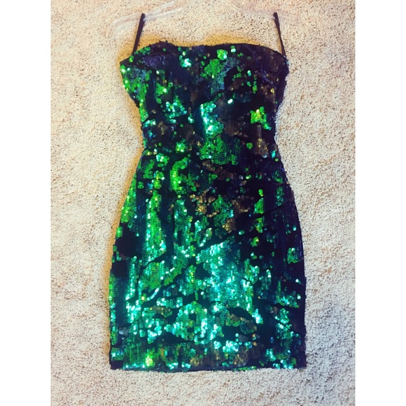 NYE bebe strapless sequin party dress - Picture 2 of 6
